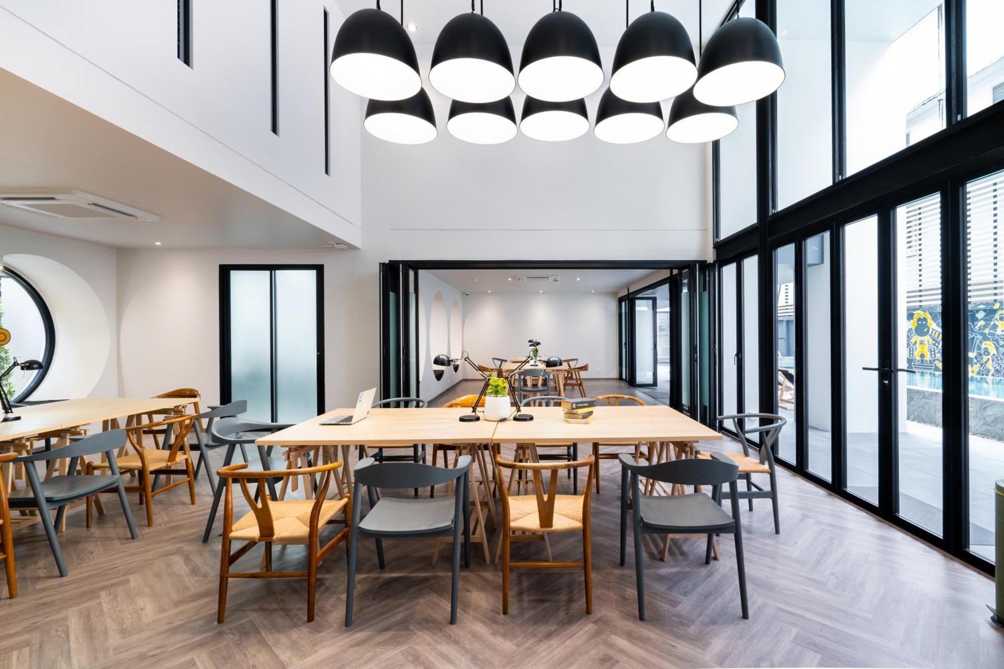 โรงแรม Blu Monkey Hub And Town 4*